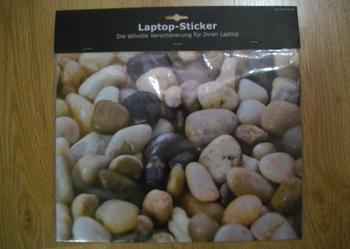 Nowe naklejki na laptop