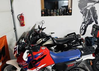Honda Africa Twin 750 XRV rd07a 2 sztuki