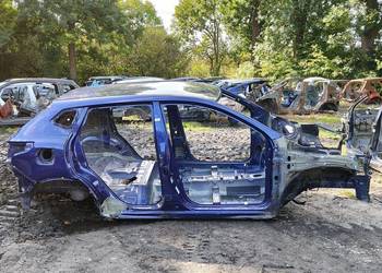 PRÓG SŁUPEK PRAWY BOK RBN G NISSAN QASHQAI J11