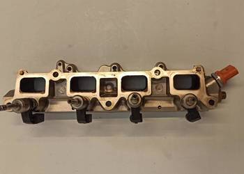 LISTWA Z WTRYSKAMI VW EOS 0261545051 06J906051D