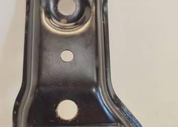 CUPRA FORMENTOR WSPORNIK SANEK PRAWY PRZÓD 5Q0199518E