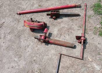 Mechanizm ręcznego wywrotu przyczepy. Lewarki