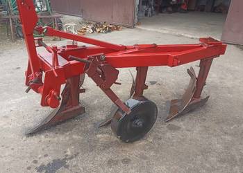 Pług 3-skibowy Demarol nowego typu Pług 3-skibowy Demarol nowego typu