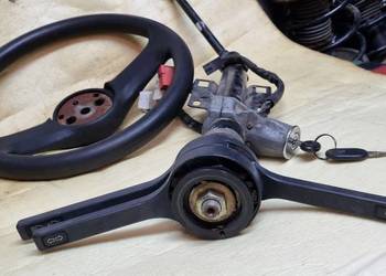 Fiat 126 kierownica  stacyjka z kluczykami plus przełączniki Fiat 126 kierownica  stacyjka z kluczykami plus przełączniki