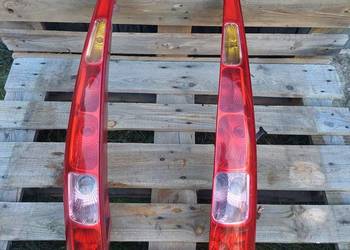 Lampy tylne Citroen C8