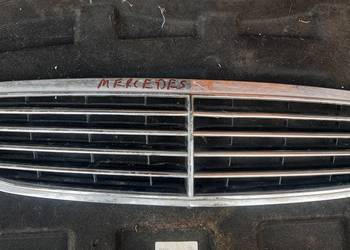 gril atrapa chłodnicy mercedes c w203 kombi sedan A2038080183