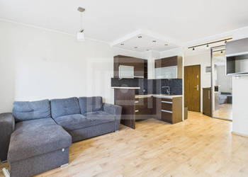 Sprzedaż mieszkania 48.7m2 2 pokoje Gdynia