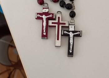 Pamiątki  na komunię krzyżyki zestaw