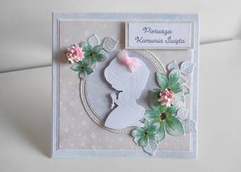 Kartka ręcznie robiona na Komunię Świętą z kwiatami Kartka ręcznie robiona na Komunię Świętą z kwiatami