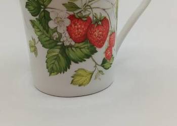 Kubek ceramiczny Queens z uroczymi truskawkami