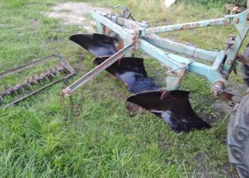pług 3 skibowy z kolczatką