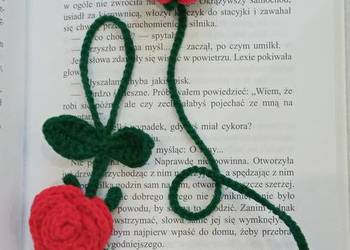 Różyczki wykonane na szydełku