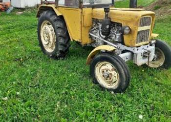 Ciągnik rolniczy Ursus 330