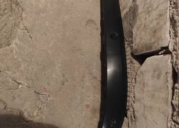 Lewa listwa przedniego zderzaka W211 (PDC)