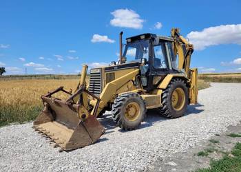 Sprzedam koparko-ładowarkę