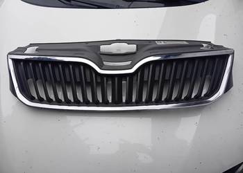 Skoda Rapid Gril, halogen,zaslepka