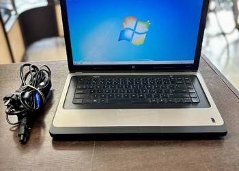 Laptop HP 635 15,6 " AMD E 4 GB / 320 GB czarny