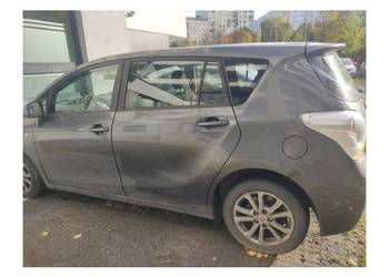 Syndyk sprzeda udział 1/10 w prawie własności Toyota Verso