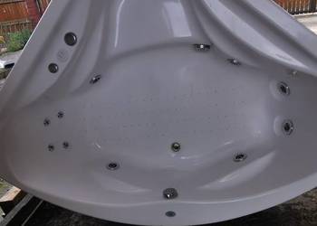 Wanna narożna z hydromasażem Polspa