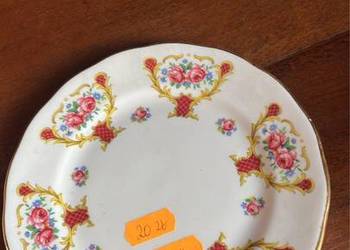 Talerzyk. Gainsborouth. Made in England. Róże Talerzyk. Gainsborouth. Made in England. Róże