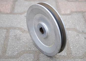 Koło pasowe o średnicy 160mm., pasek 17mm.