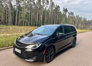 Chrysler Pacifica Touring L PLUS z Pakietem S