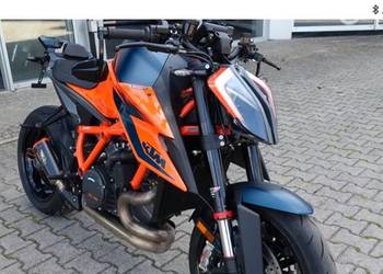 KTM 1290 Super Duke R 2023