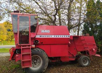 Massey Ferguson 440 z kabina i sieczkarnia