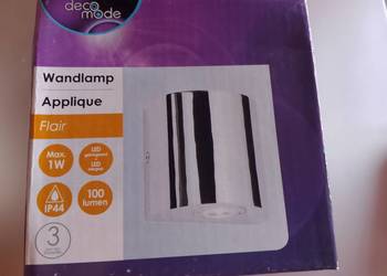 Lampa ścienna, srebrna