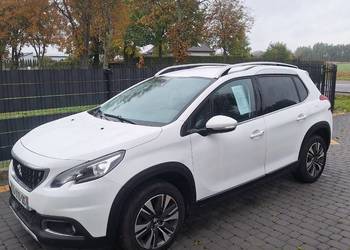 Peugeot 2008 1,2 b 2017r