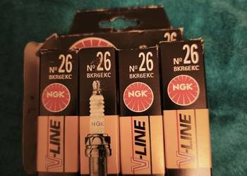 NGK BKR6EKC komplet 4 sztuki oryginał made in Japan