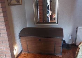 Ogromny kufer drewniany z 1818 r