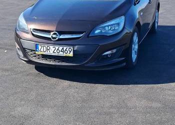 Opel astra j 2014r
