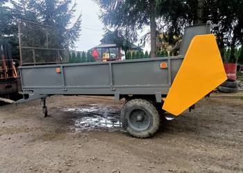 Rozrzutnik obornika jednoosiowy