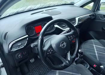 Sprzedam opel corsa E 2015 r fabryczny gaz