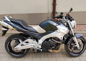 Suzuki GSR 600
