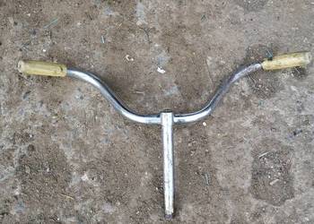 Rower Ukraina -kierownica plus sztyca.