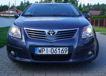 Niezawodna rodzinna Toyota Avensis III Kombi