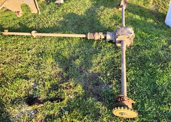 Skrzynia przekladniowa i aparat dwuwałkowy do rozrzutnika obornika Czarna B