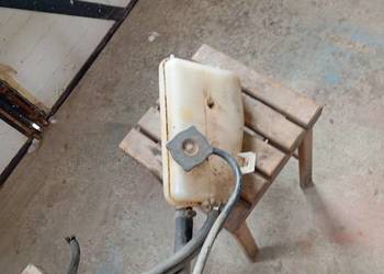 Zbiorniczek wyrównawczy  płynu chłodzącego z korkiem Daewoo Lublin 2 3