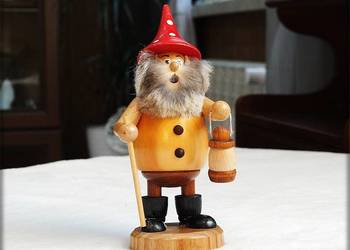 Mały Leśny Krasnal 16cm Kolekcjonerska Figurka drewniana Firmy DWU Niemcy