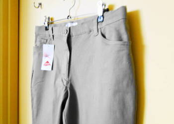 Nowe spodnie z metkami BonPrix beżowe 40