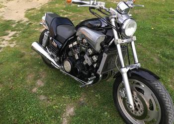 Yamaha v max 1200