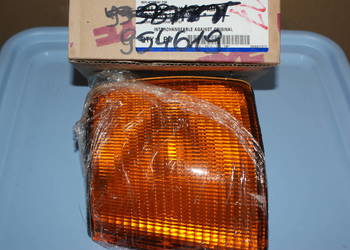 Lampa kierunkowskazu przód L (pomarańczowy) VW PASSAT B3 02.