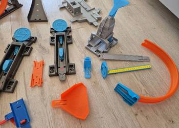 tor hot wheels pętla