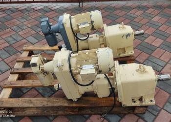 motoreduktor Nord SK 42/12-R150 U-90 L/4