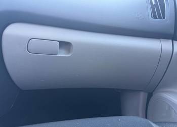 Schowek Kia Ceed I 06-09