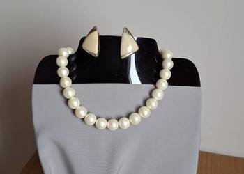 Zestaw: klasyczne wykwintne perłowe korale z kolczykami