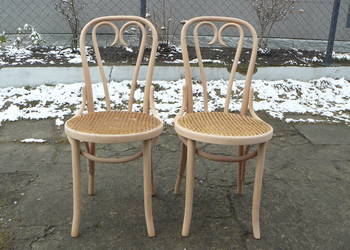 Stare krzesła -  gięte.