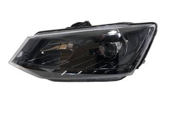 Skoda Fabia III (NJ) 09.2014-09.2018 Reflektor / Lampa przednia lewa